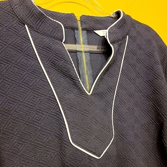 Crown & Ivy | Navy Blue & White Country Roads II Signature Blouse (Size XXL) - Picture 3 of 8